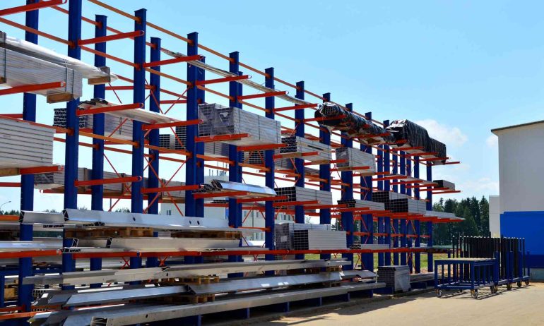 Why Heavy-Duty Cantilever Racks are a Must-Have for Your Industrial Needs