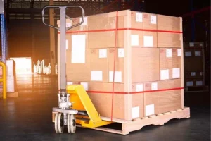 Comparing Warehouse Racking Manufacturers 1 725x483 1