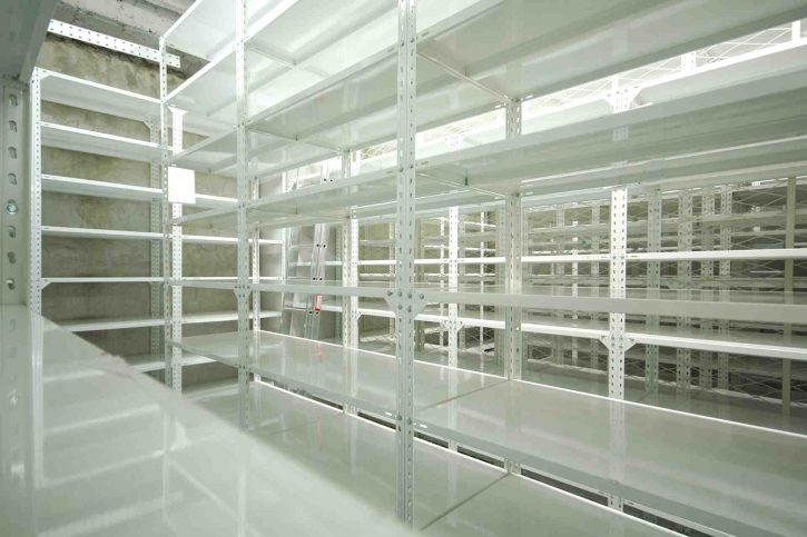 Improved Workflow with Moulding Racks 725x483 1
