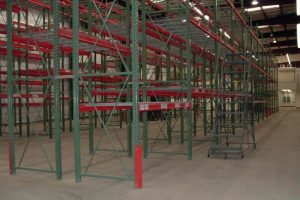Pallet Racking Installation 725x483 1