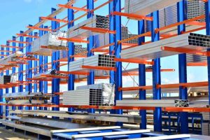 Warehouse Space with Cantilever Racking 725x483 1