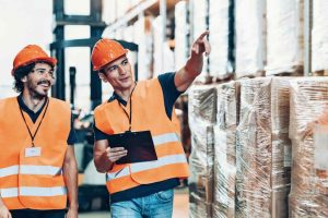 pallet racking safety tips 725x483 1